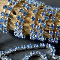 Rhinestone cupchain with Preciosa crystals  ss 8,5 (~2,5 mm) Light Sapphire / silver 10cm