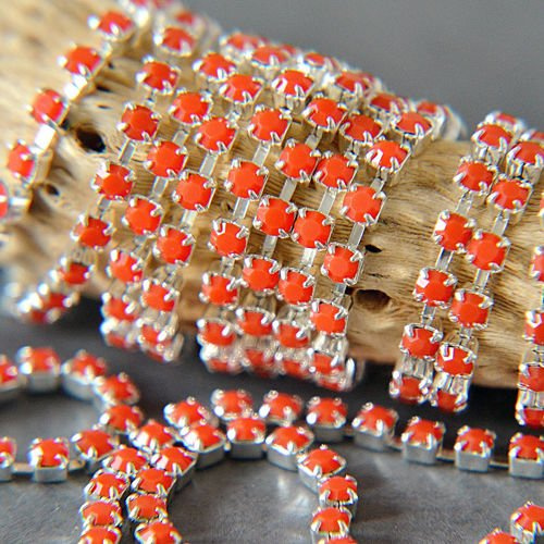 Taśma z kryształkami Preciosa ss 8,5 (~2,5 mm) Coral / silver 10cm