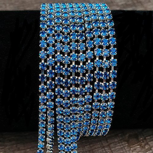 Rhinestone cupchain with Preciosa crystals ss 8,5 (~2.5mm) Capri Blue, silver, 10cm