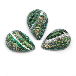 Cabochon CM Striped drop 15x26 green