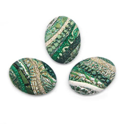 Cabochon CM Striped oval 18x25 green